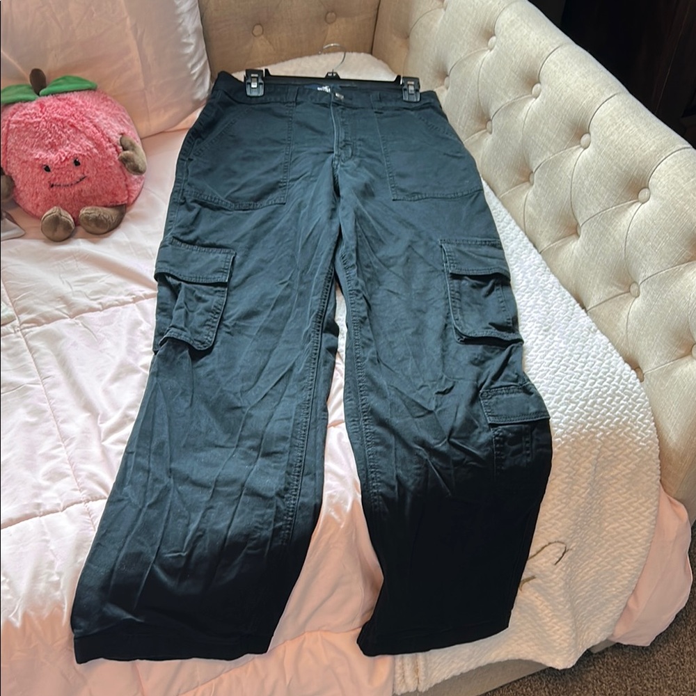 Hollister Black Cargo Pants